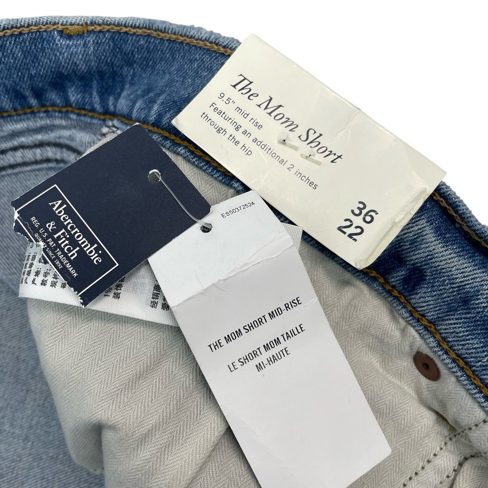 NWT ABERCROMBIE & FITCH Curve Love Mid Rise Mom Cut Off Denim Short Sz 22 - Picture 5 of 8
